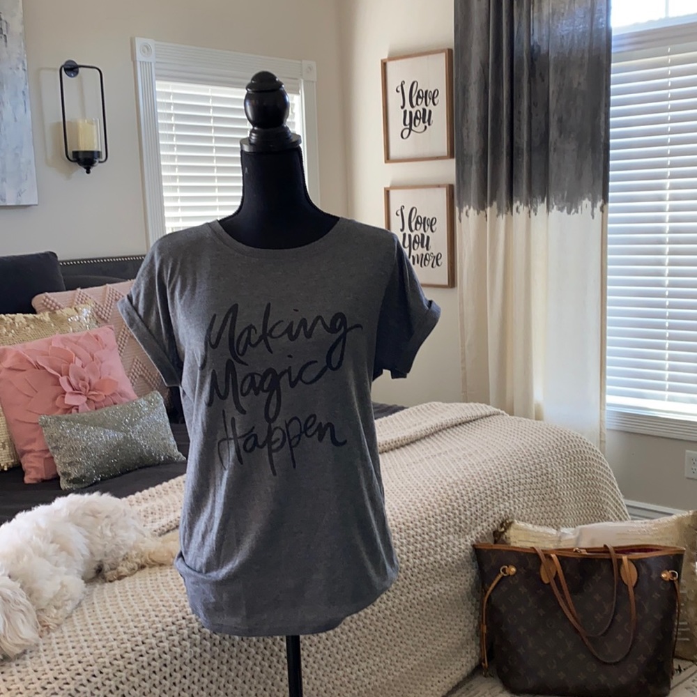 Disney inspired tee, ‘Making Magic Happen’, SZ L.